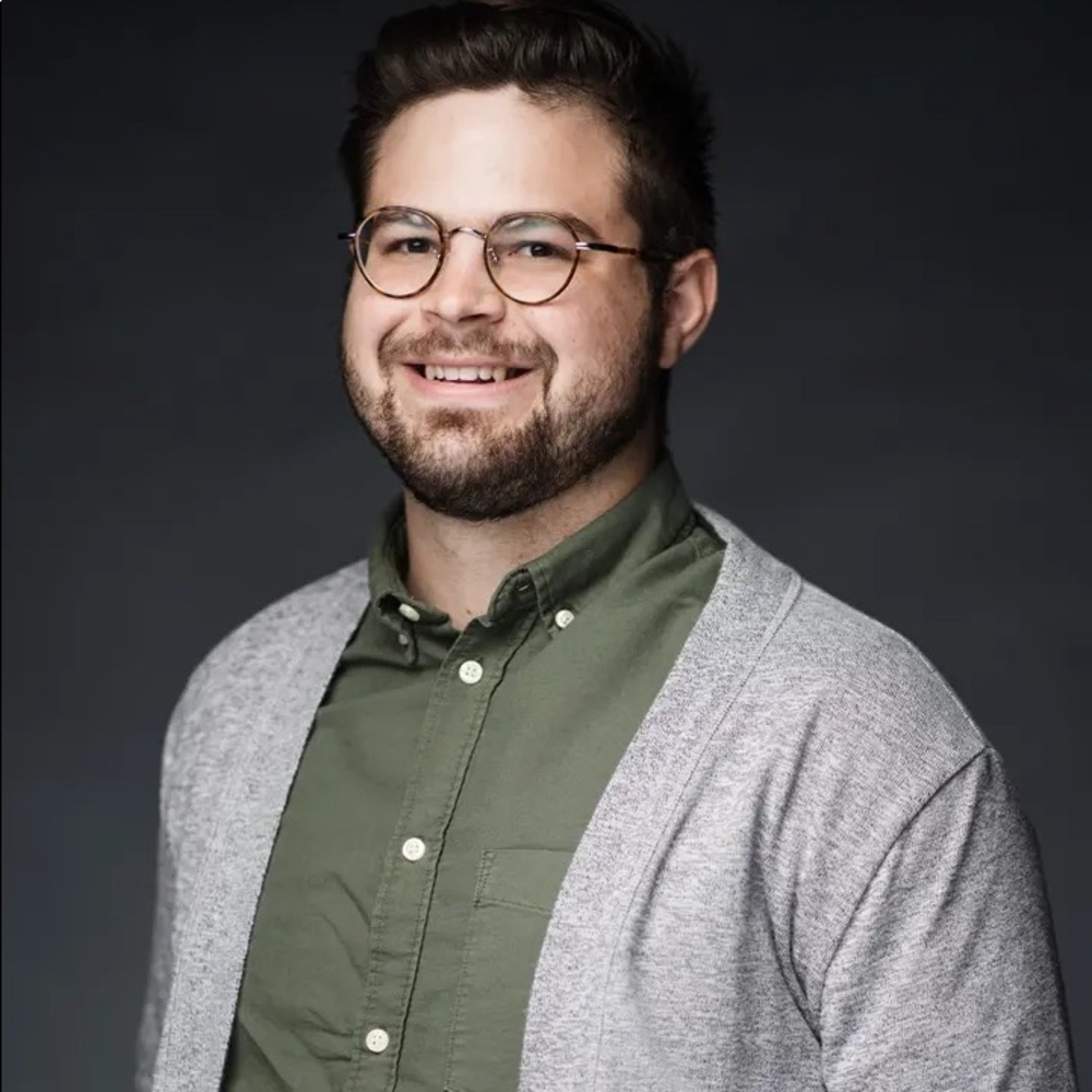 Meet your Posher, Adam